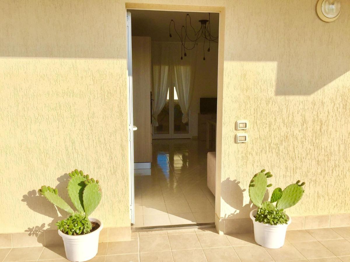 Appartement Dame' à Marina di Ragusa Extérieur photo